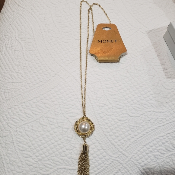 Monet goldtone Necklace - Picture 1 of 4